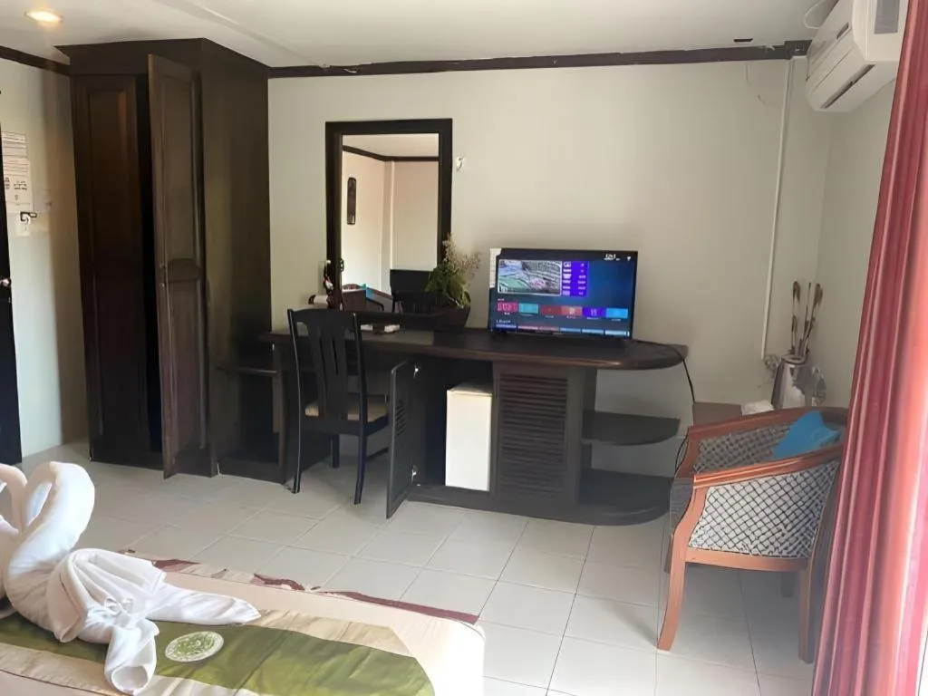 The Nice Patong Hotel