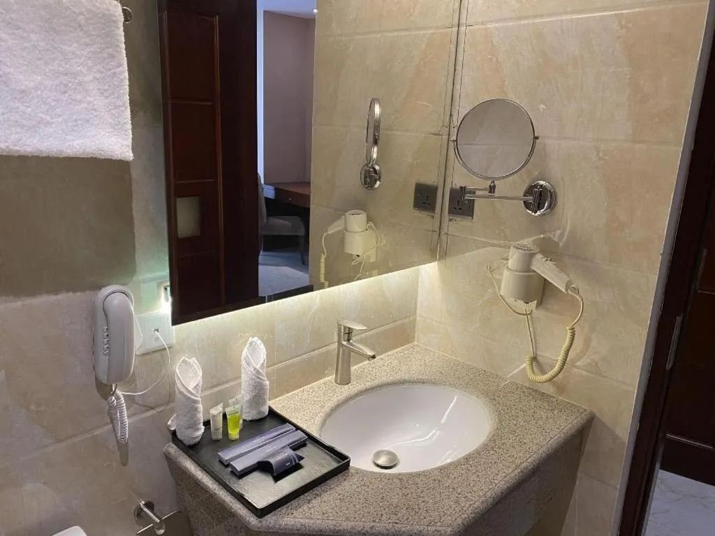 Hotel Tower Inn, Chittagong