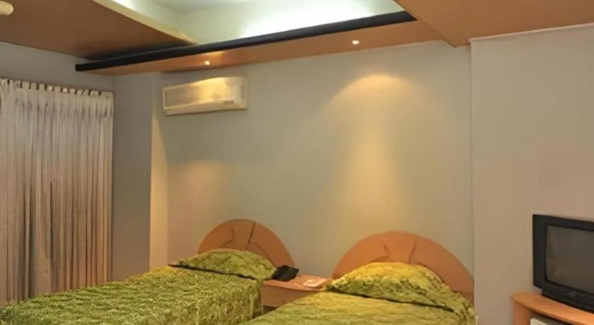 Bed in Hotel Tower Inn, Chittagong