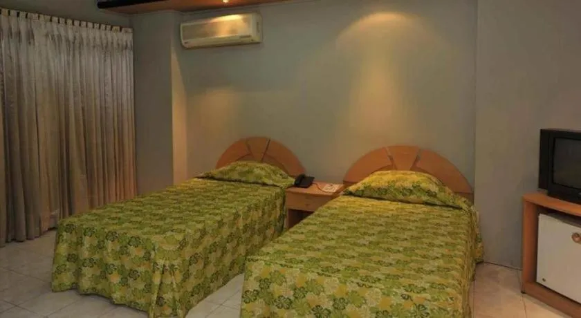 Bed in Hotel Tower Inn, Chittagong