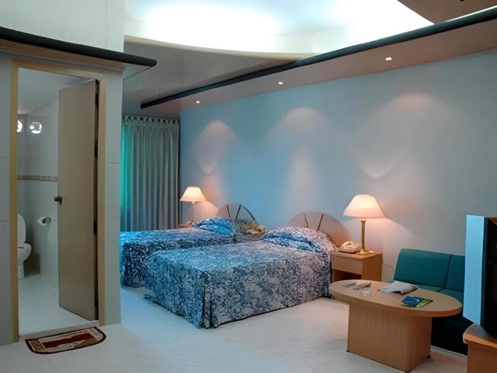 Bed in Hotel Tower Inn, Chittagong