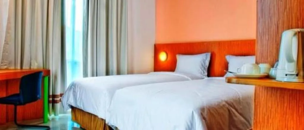 Bed in Pomelotel Patra Kuningan Jakarta