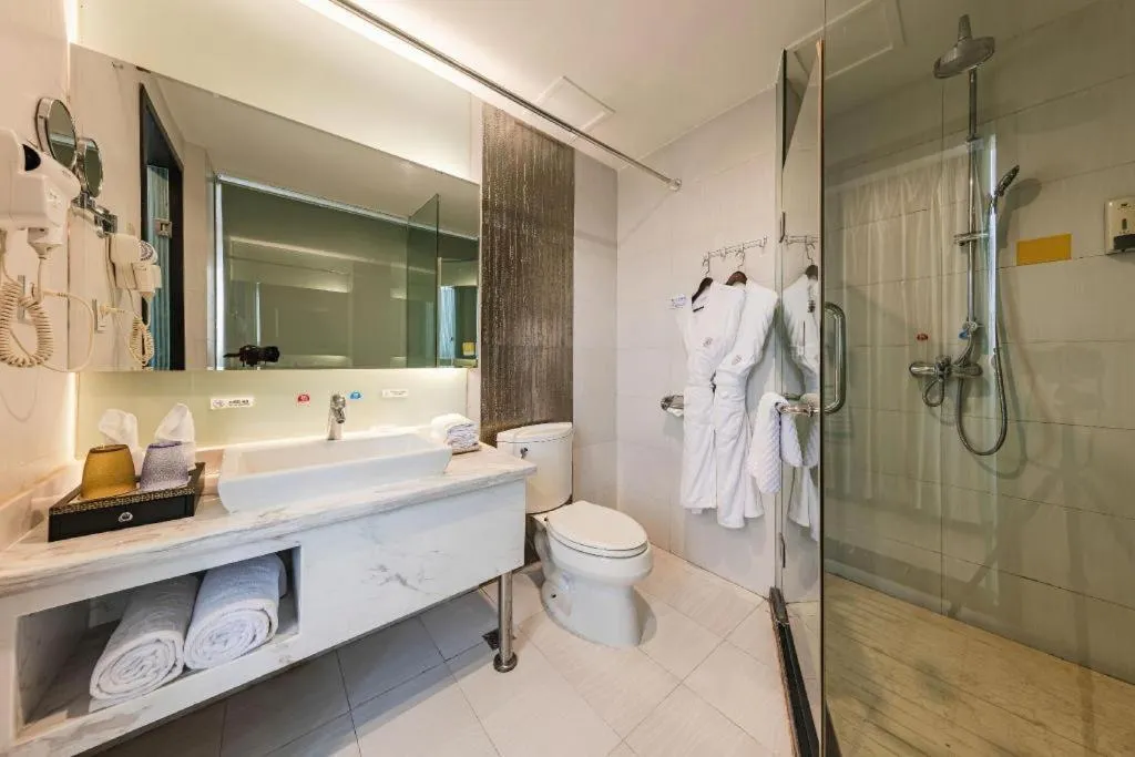 Kunming Long Way Hotel