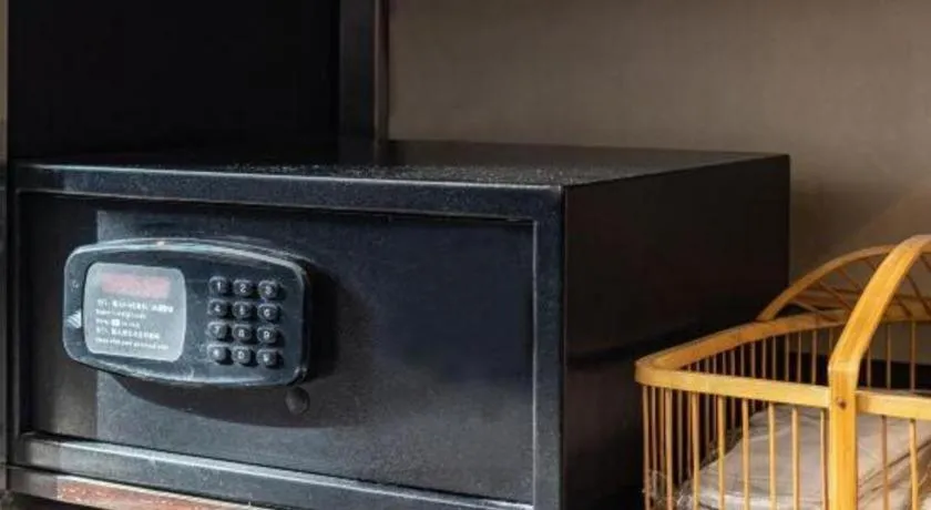 Kunming Long Way Hotel