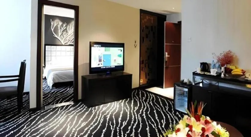 Kunming Long Way Hotel