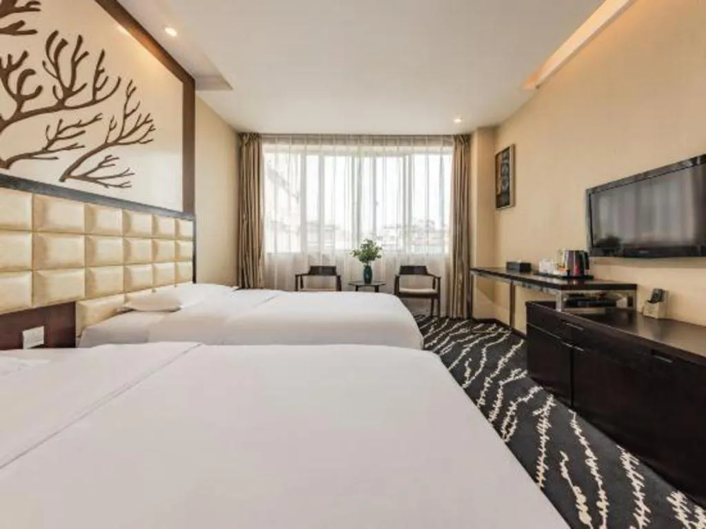 Kunming Long Way Hotel