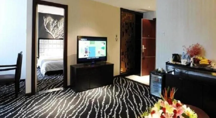 Bed in Kunming Langwei Hotel (Kunming Railway Station Branch)