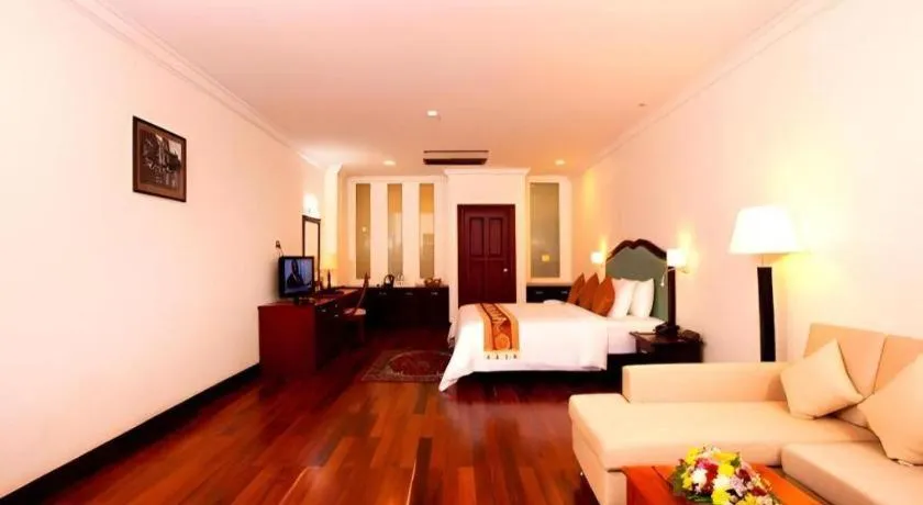 Bed in Sokhalay Angkor Residence and Spa