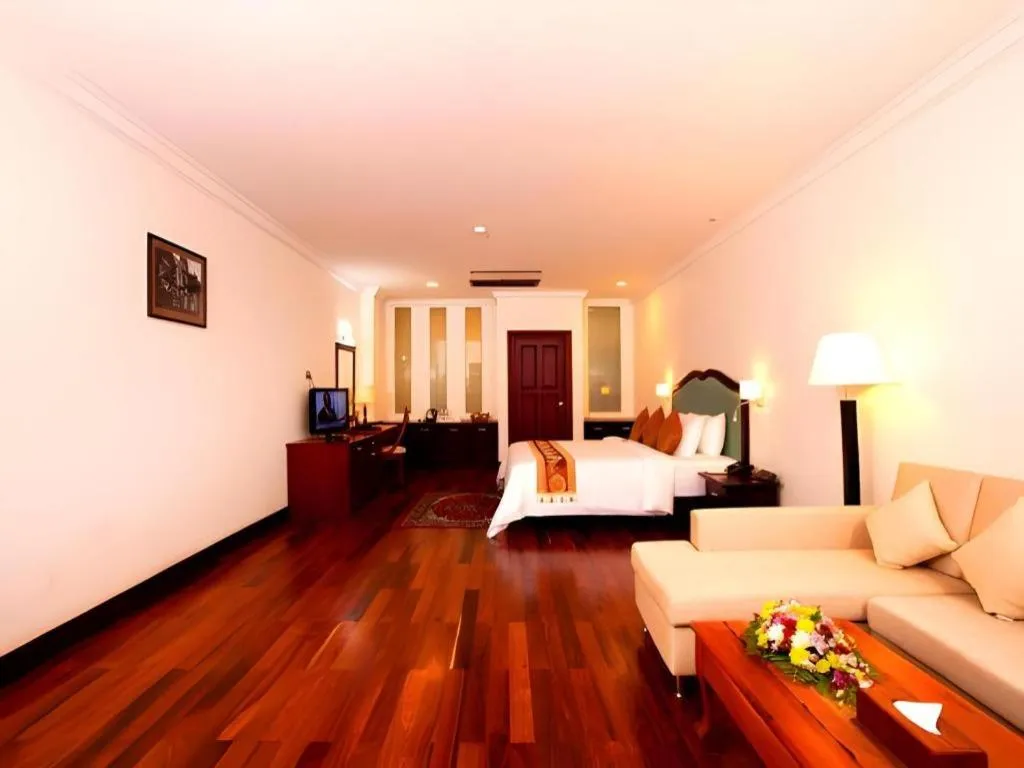 Bed in Sokhalay Angkor Residence and Spa