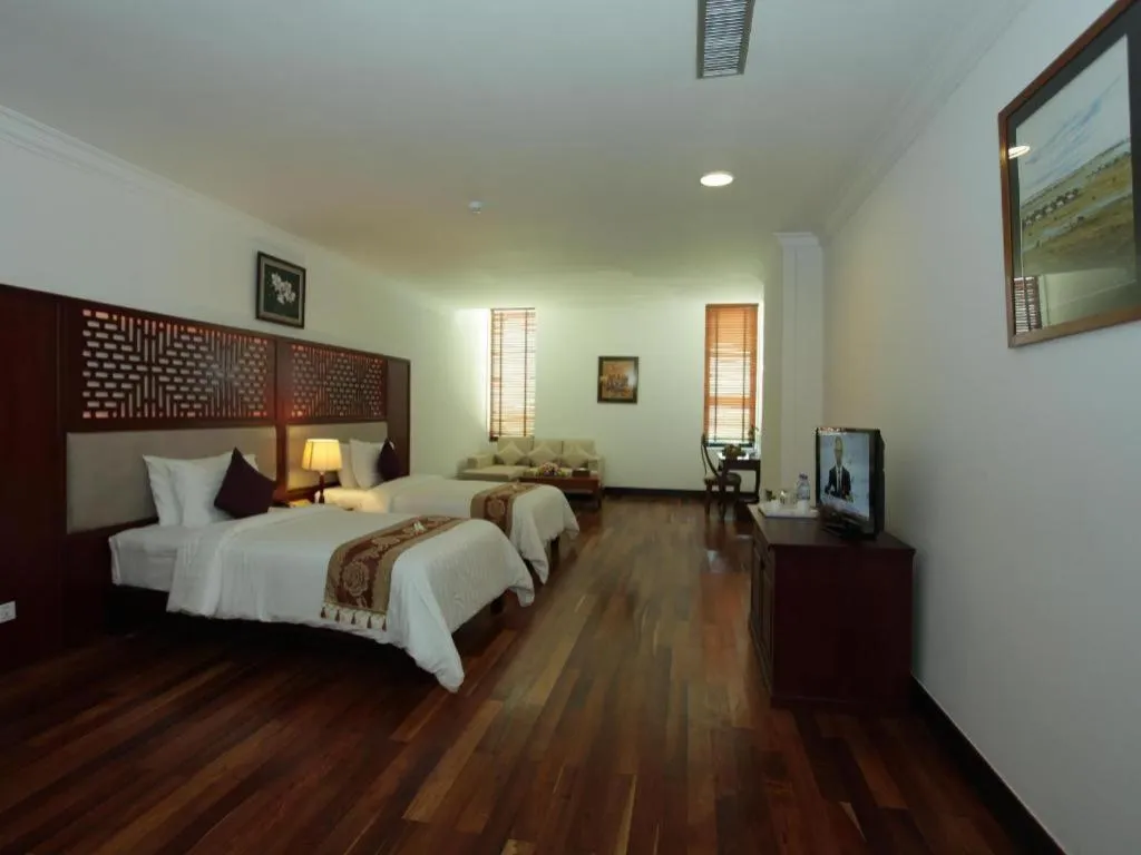 Bed in Sokhalay Angkor Residence and Spa