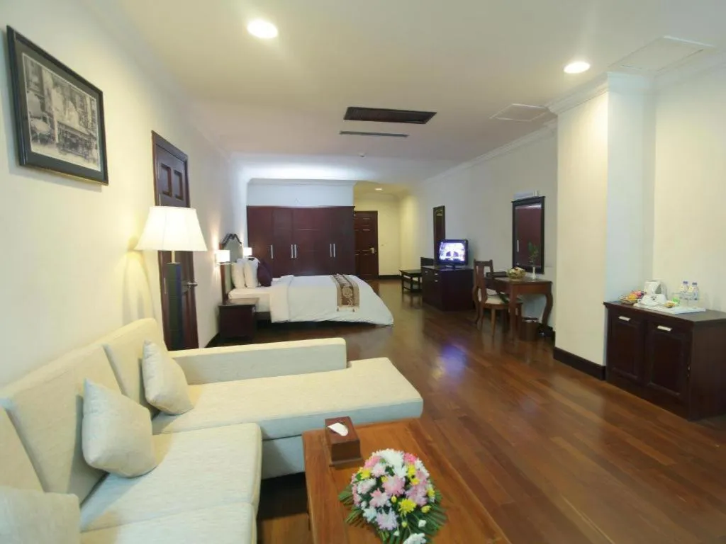 Bed in Sokhalay Angkor Residence and Spa