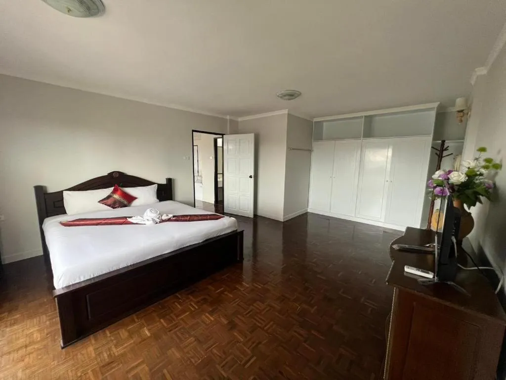 Bed in Chao Phya Grand Hotel