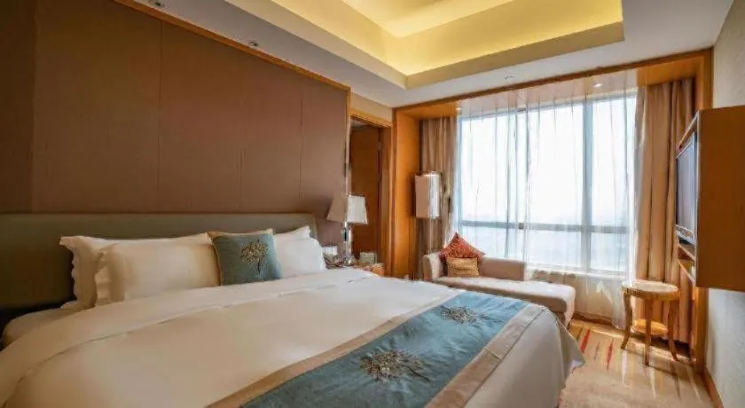 Bed in Howard Johnson by Wyndham Sunshine Plaza Ningbo