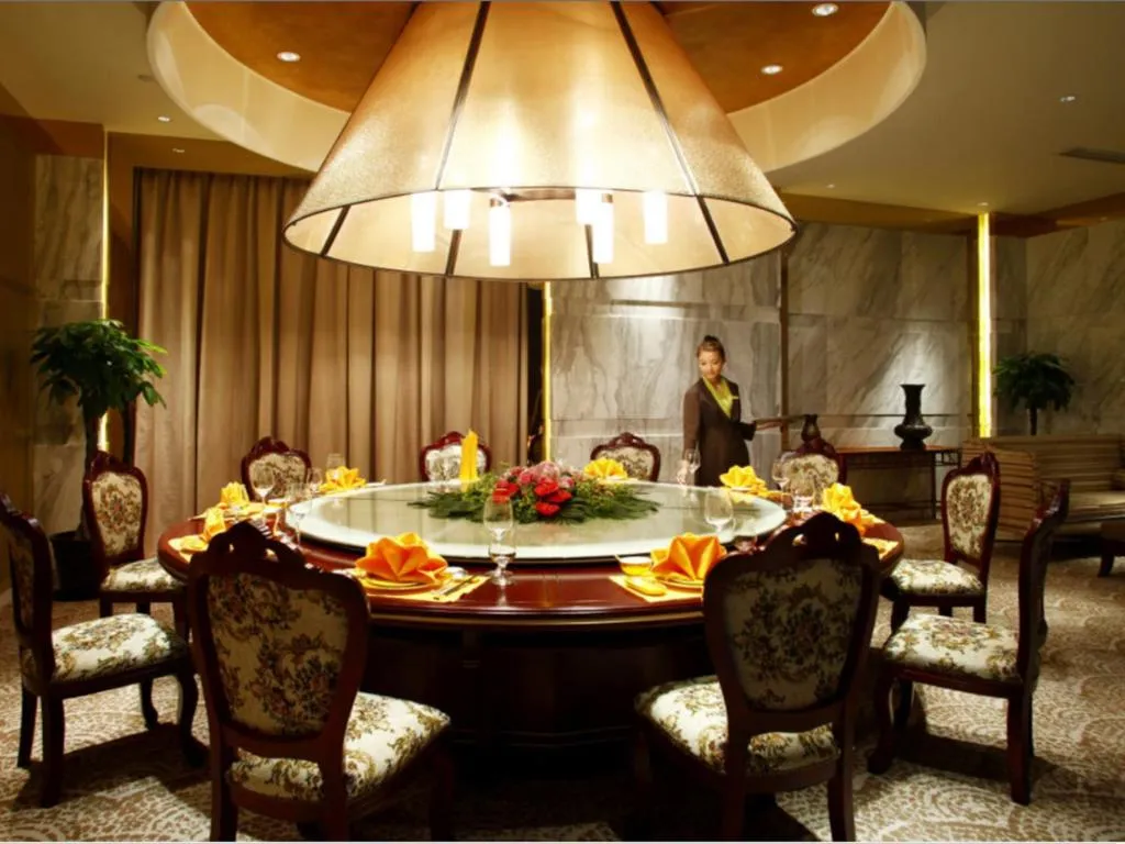 Howard Johnson by Wyndham Sunshine Plaza Ningbo