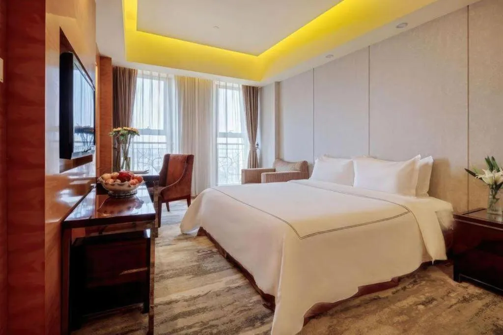 Bed in Gardenview Hotel