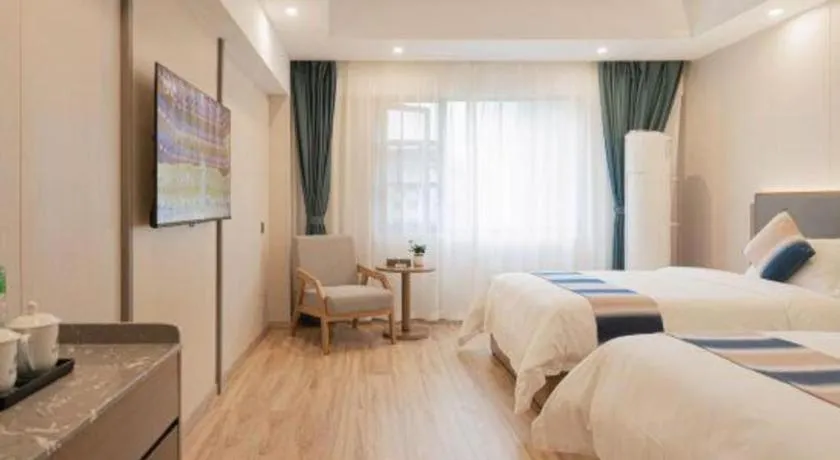 Bed in Zhangjiajie Fulante News Business Hotel