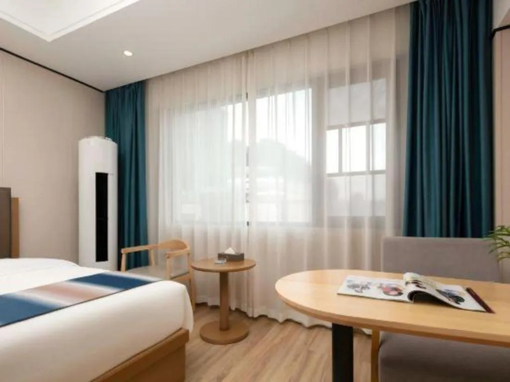 Bed in Zhangjiajie Fulante News Business Hotel