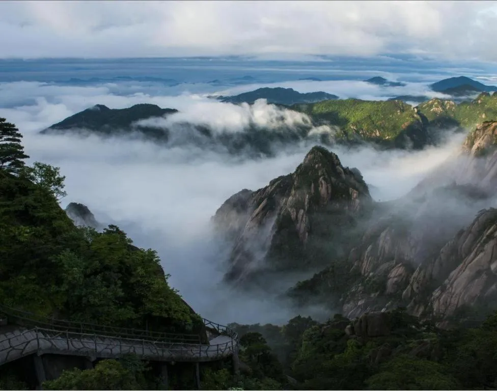 Huangshan Yupinglou Hotel