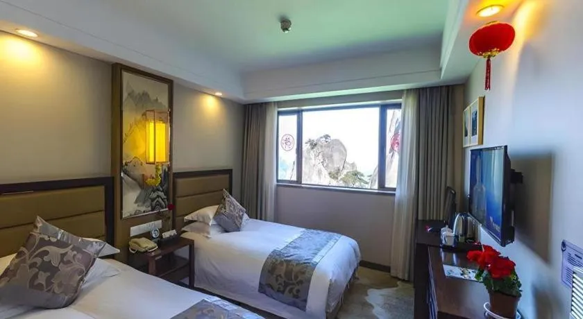 Bed in Huangshan Yupinglou Hotel