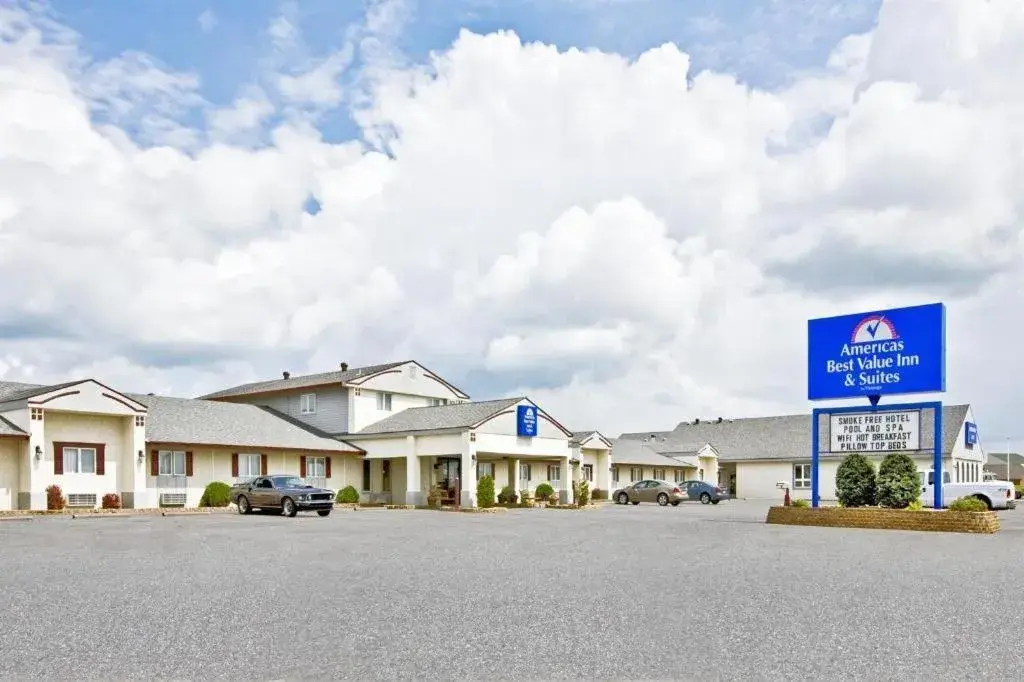 Americas Best Value Inn & Suites Thief River Falls Americas Best Value Inn & Suites Thief River Falls