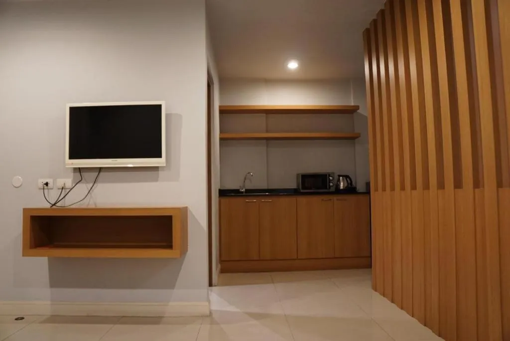 The One Residence Hotel