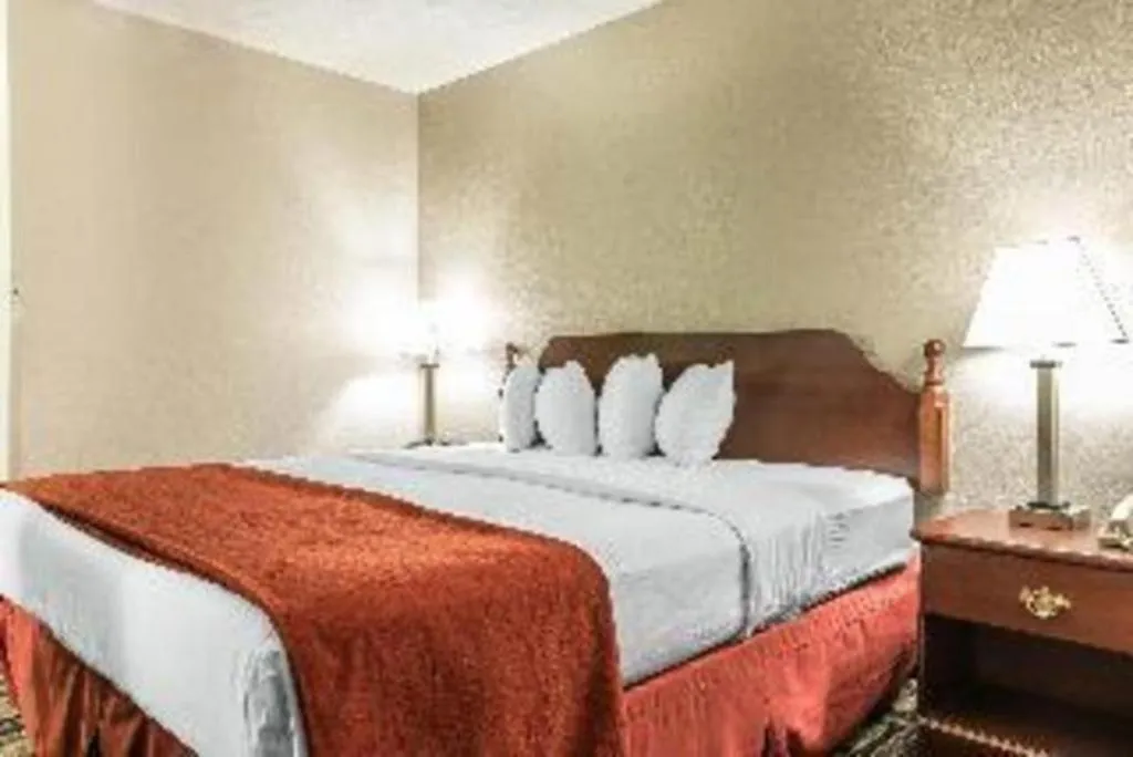 Suburban Studios Mason Hwy 42