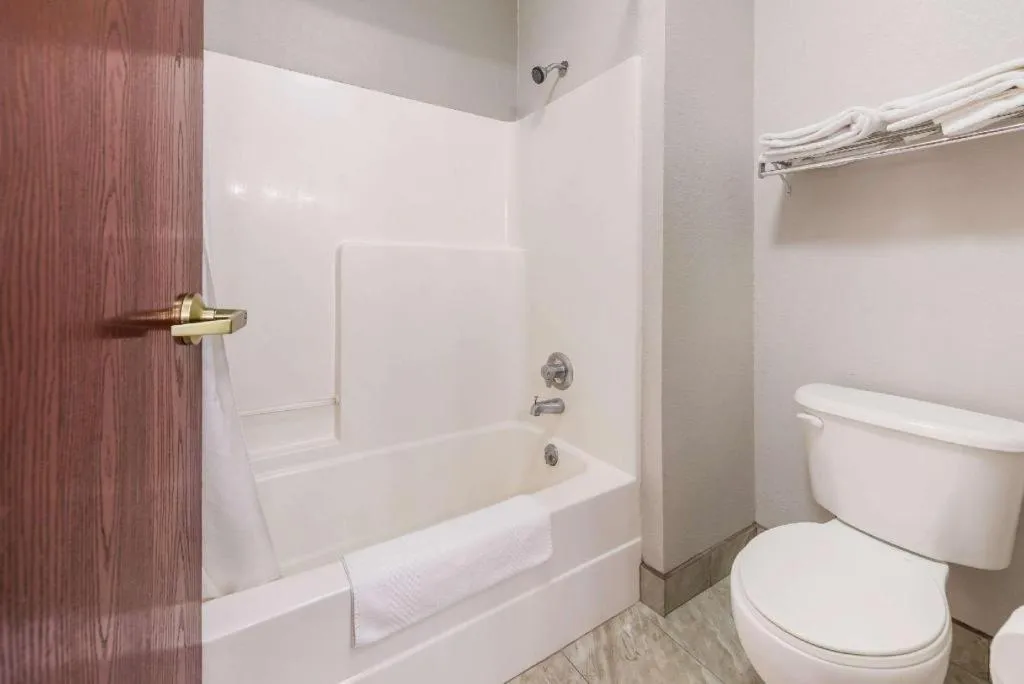 Suburban Studios Mason Hwy 42