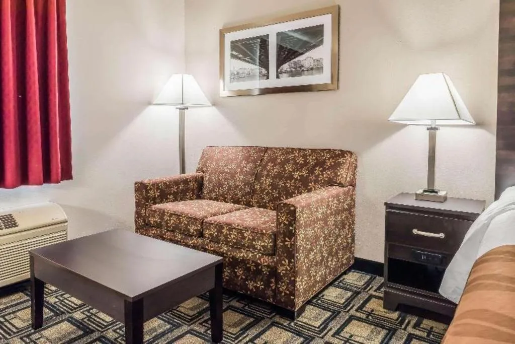 Suburban Studios Mason Hwy 42