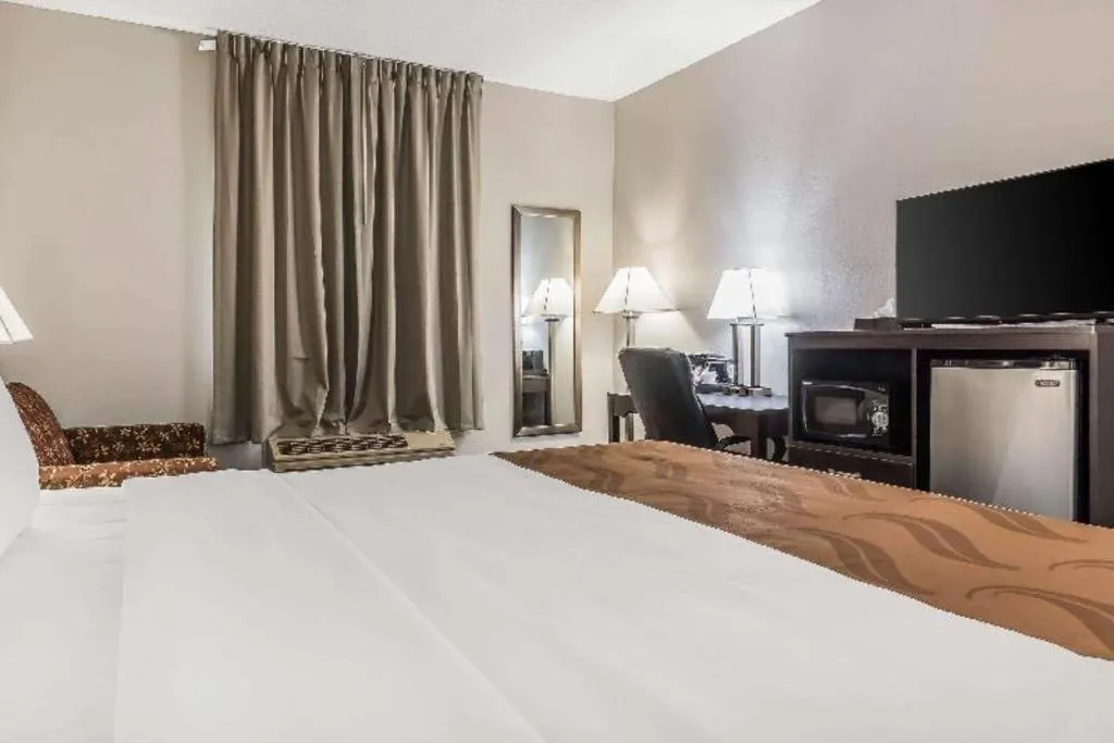 Suburban Studios Mason Hwy 42