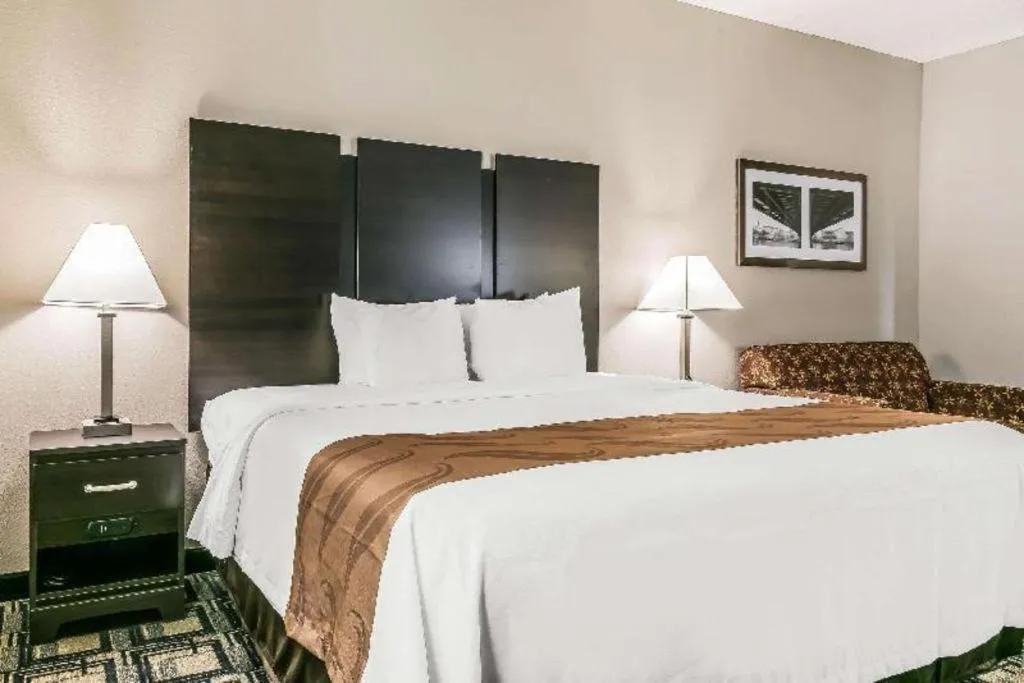 Suburban Studios Mason Hwy 42