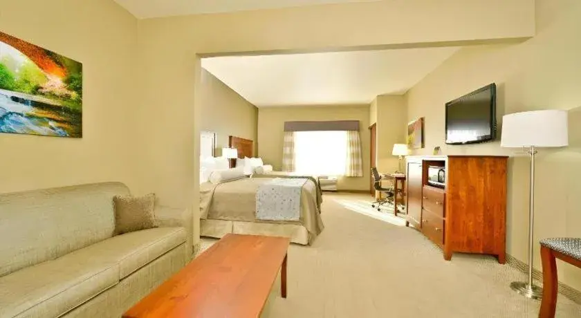 Green Mill Village Hotel & Suites, BW Signature Collection Green Mill Village Hotel & Suites, BW Signature Collection