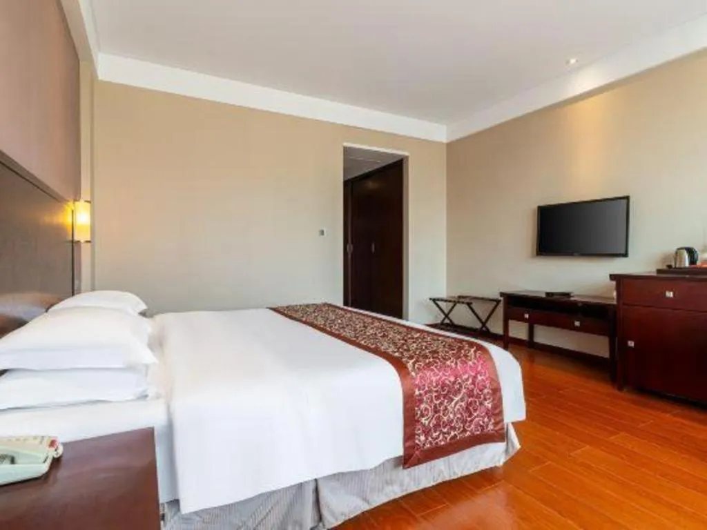 Bed in Ramada by Wyndham Suzhou Luzhi