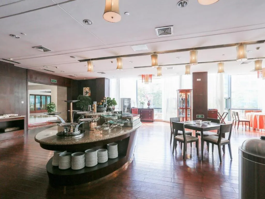 Ramada by Wyndham Suzhou Luzhi