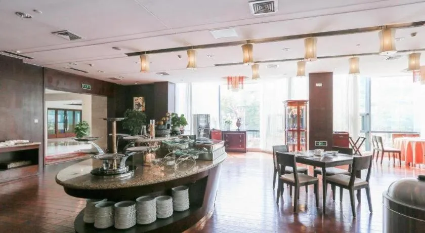 Ramada by Wyndham Suzhou Luzhi