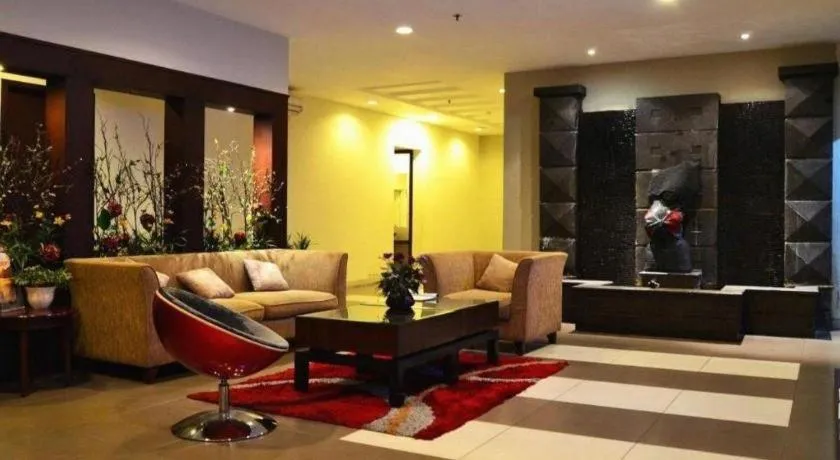 M - Regency Hotel
