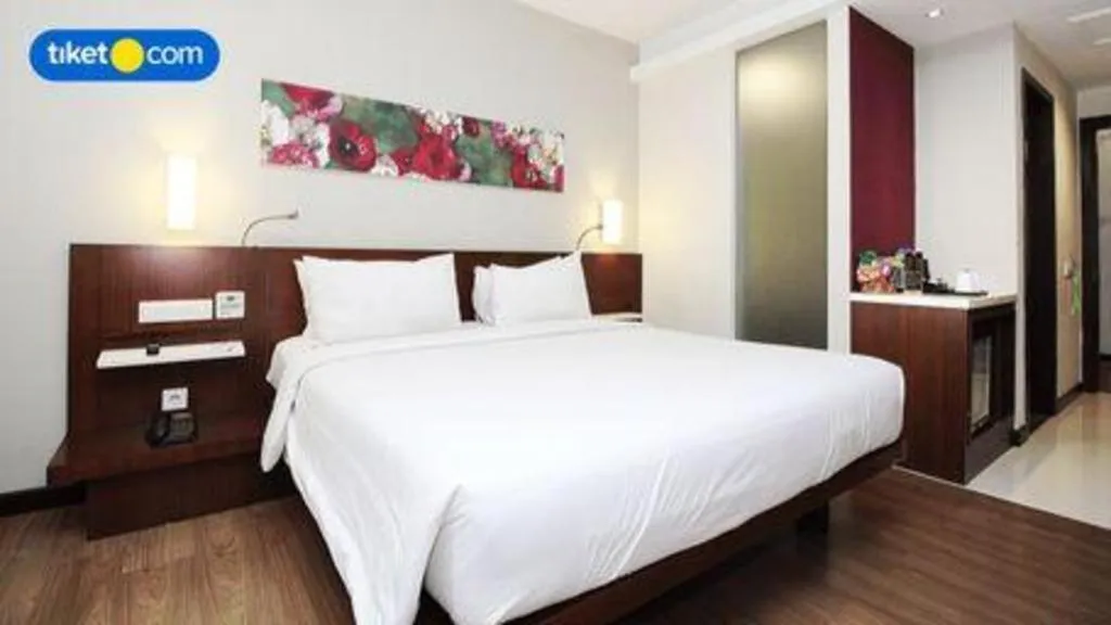 Bed in M - Regency Hotel