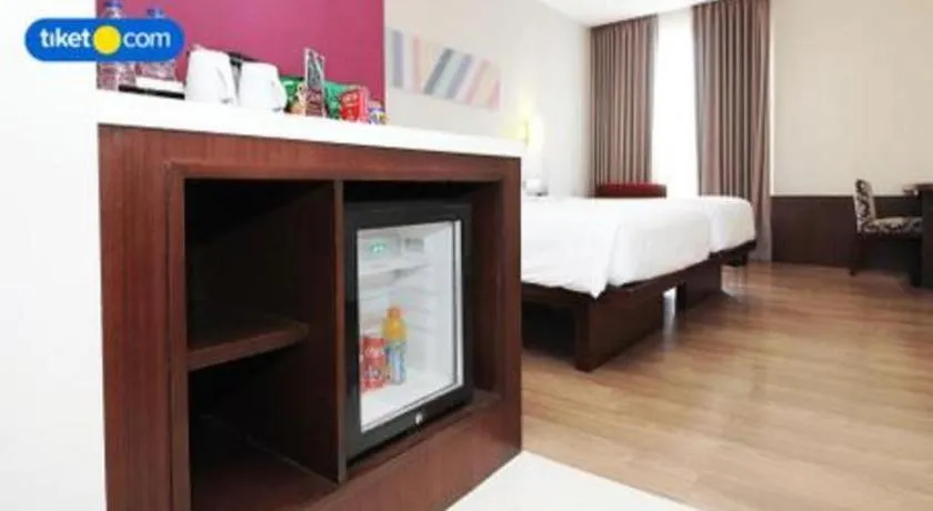 Bed in M - Regency Hotel