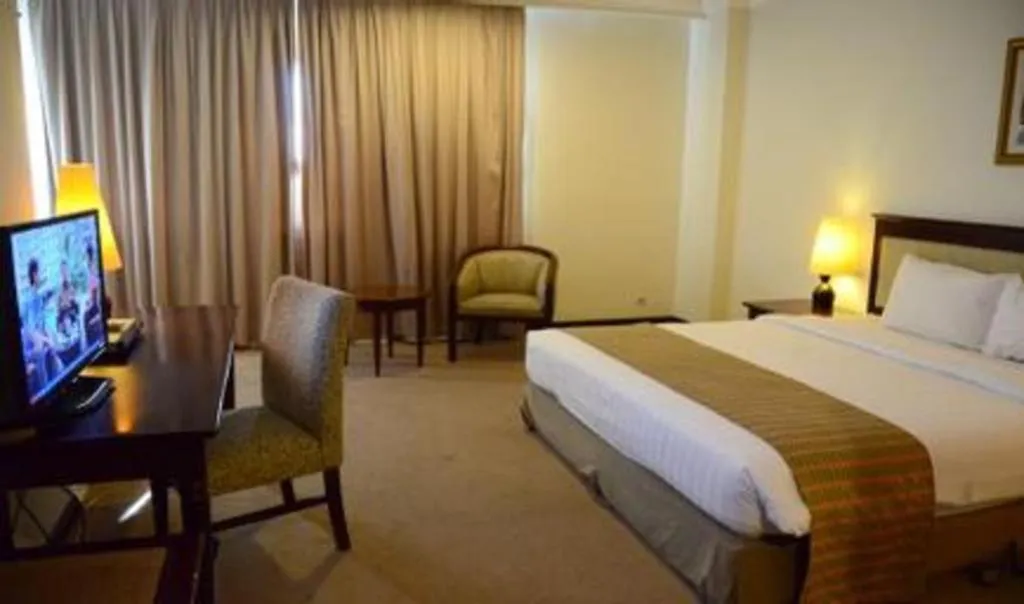 Bed in M - Regency Hotel