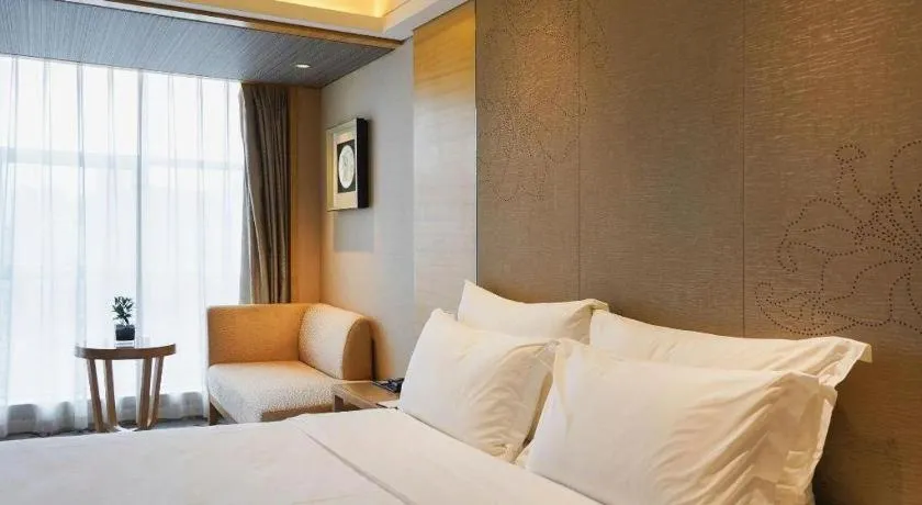 Bed in Grand Skylight International Hotel Guiyang