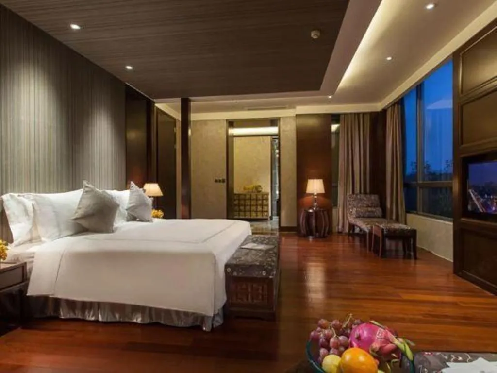 Bed in Grand Skylight International Hotel Guiyang