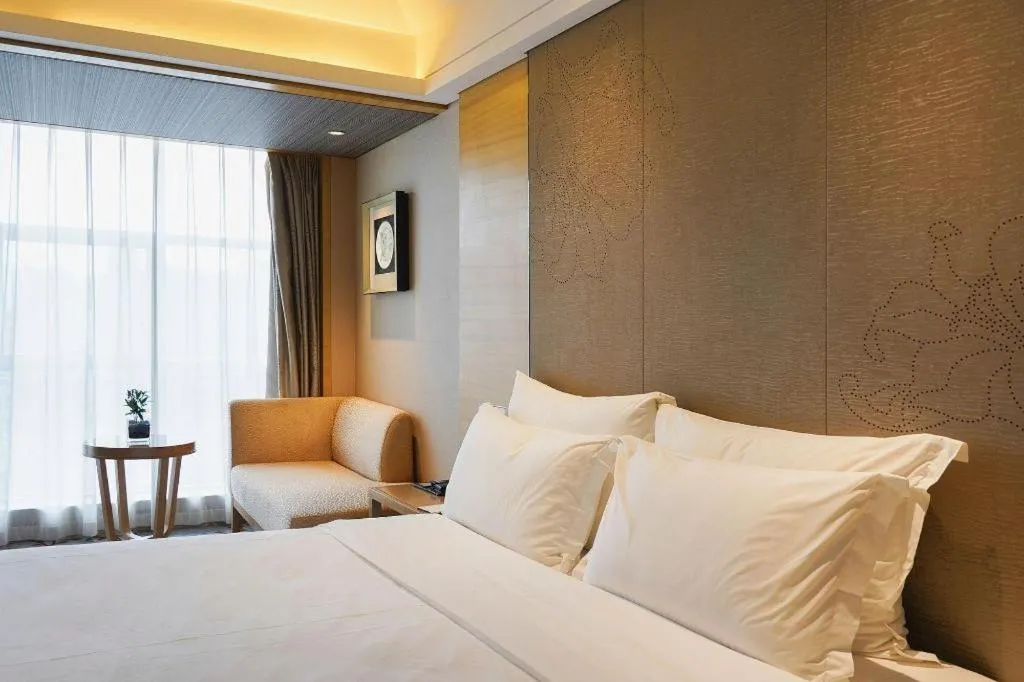 Bed in Grand Skylight International Hotel Guiyang