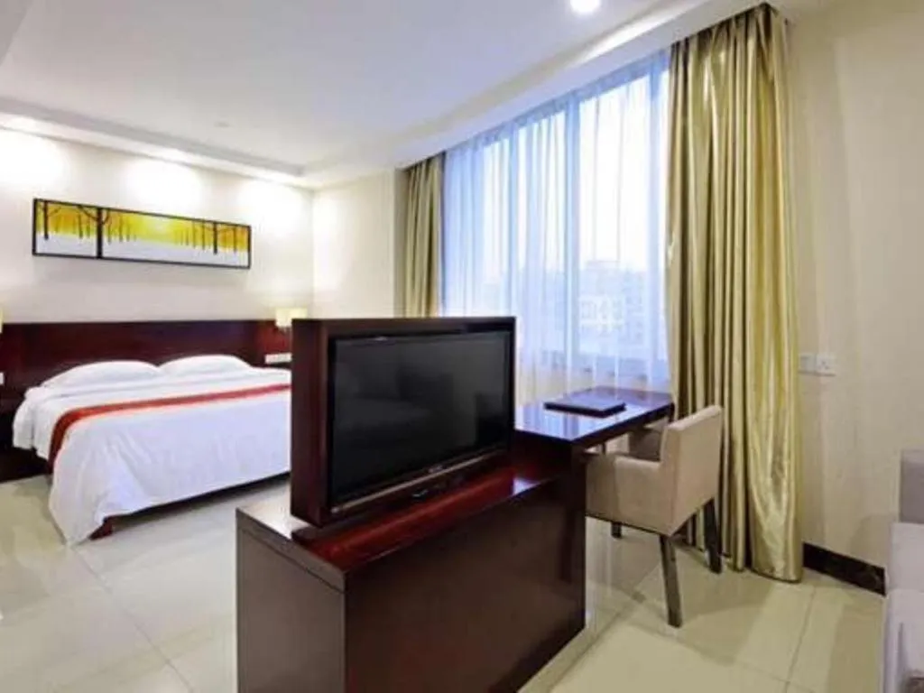 Bed in Nanfang Dasha Hotel