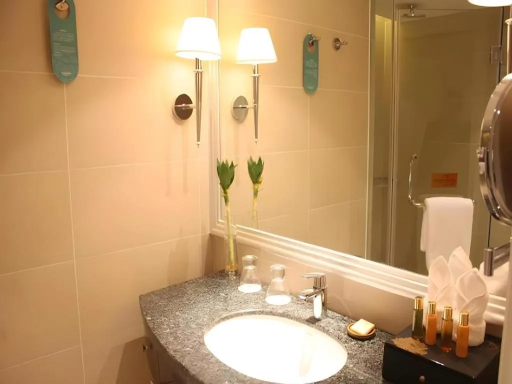 Dongfang Jianguo Hotel Wuhan