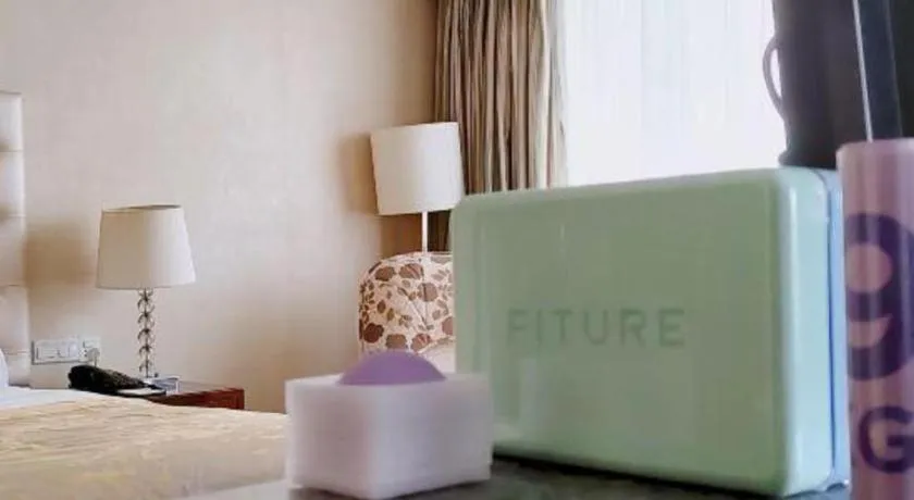 Bed in Dongfang Jianguo Hotel Wuhan