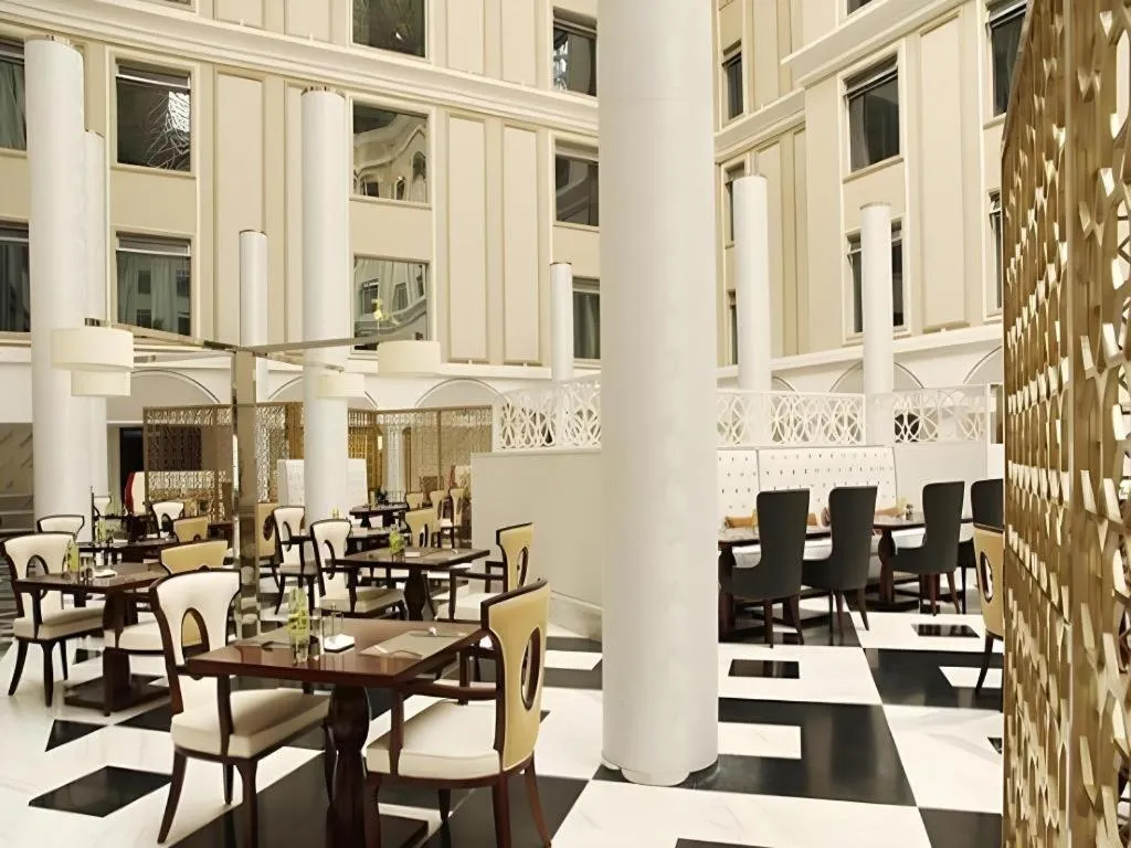 Dongfang Jianguo Hotel Wuhan