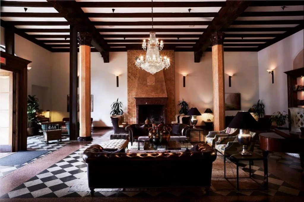 Hotel Normandie Los Angeles