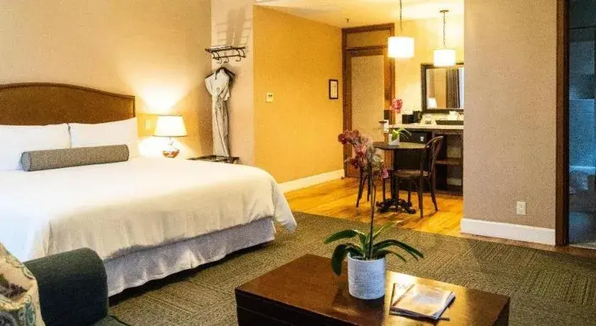 Bed in Hotel Normandie Los Angeles Bed in Hotel Normandie Los Angeles