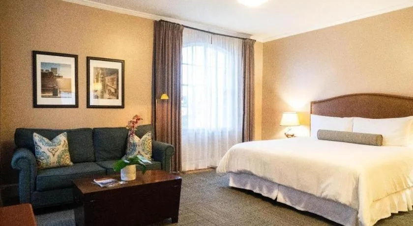 Bed in Hotel Normandie Los Angeles