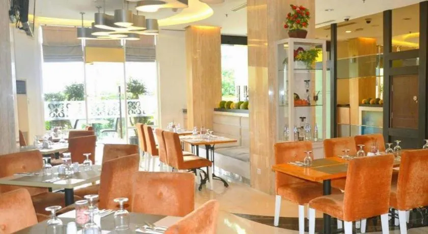 d'primahotel Mega Kuningan