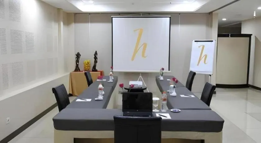 d'primahotel Mega Kuningan